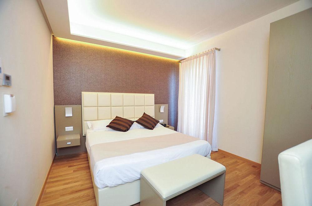 Vecchio Viola 3* Peschiera del Garda